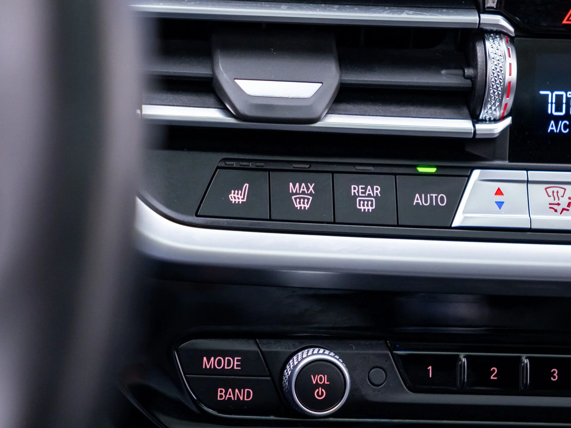 Used 2024 Gray BMW M40i image 28