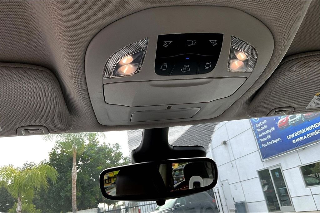 Used 2023 White Chrysler Touring L image 14