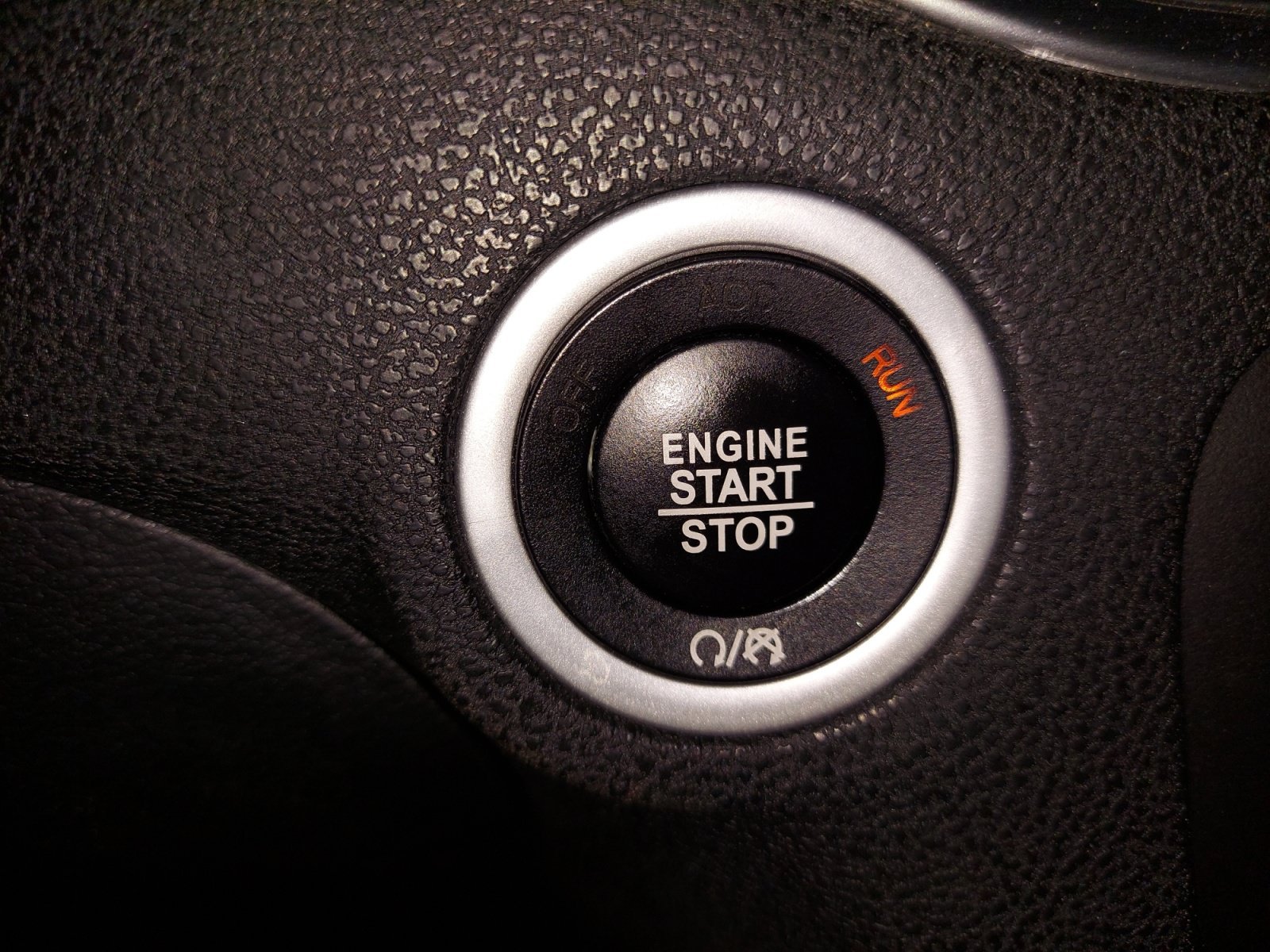 Used 2018 White Knuckle Clearcoat Dodge GT image 32
