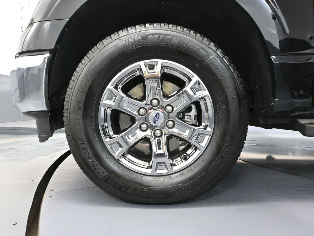Certified Used 2023 Gray Ford XLT image 16