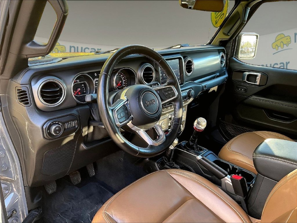 Used 2021 Gray Jeep Rubicon image 8