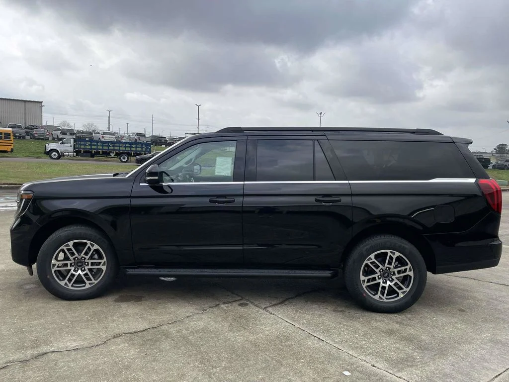 New 2026 Agate Black Metallic Ford Active image 6