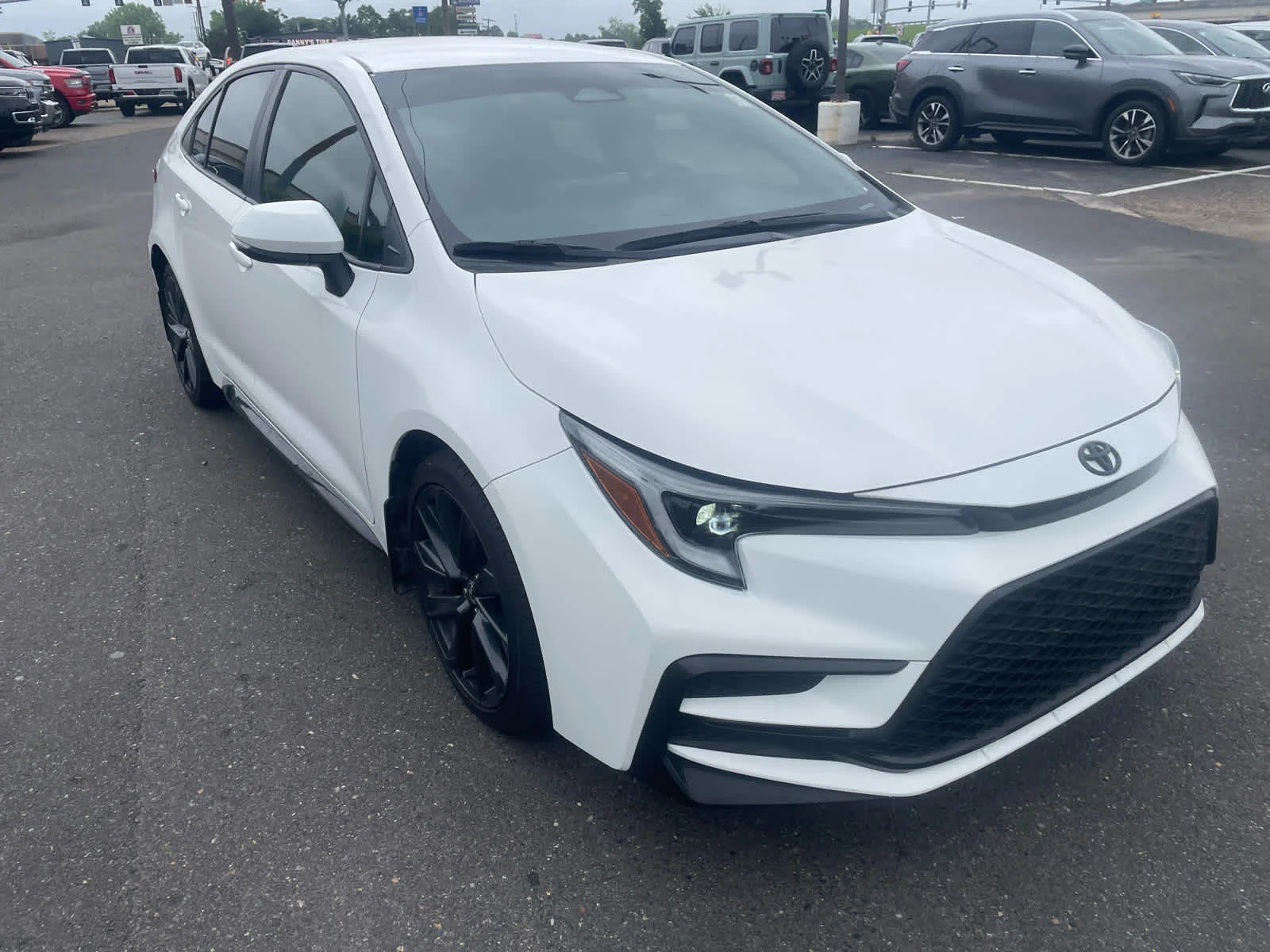 2024 Toyota Corolla SE CVT's photo