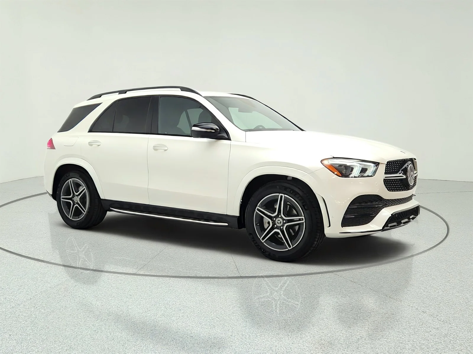 Used 2022 MANUFAKTUR Diamond White Bright Mercedes-Benz GLE 350 SUV image 3