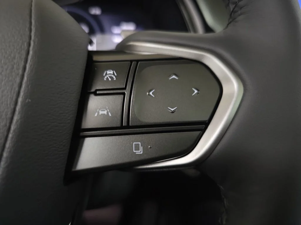 Used 2026 Black Lexus 350h Luxury image 17