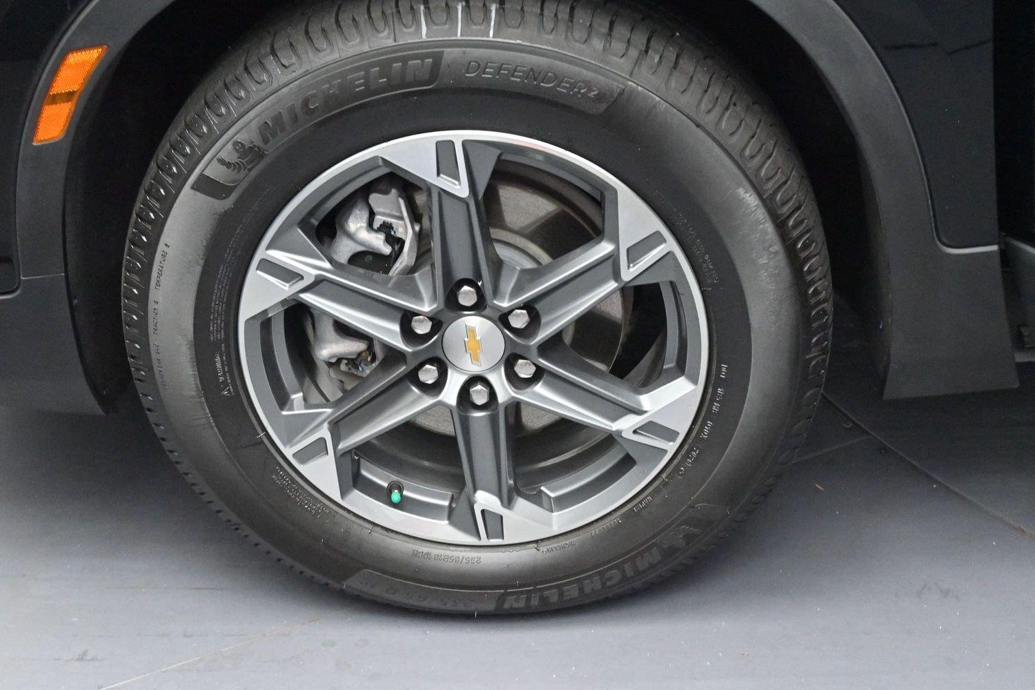 Used 2025 Black Chevrolet 2LT image 35