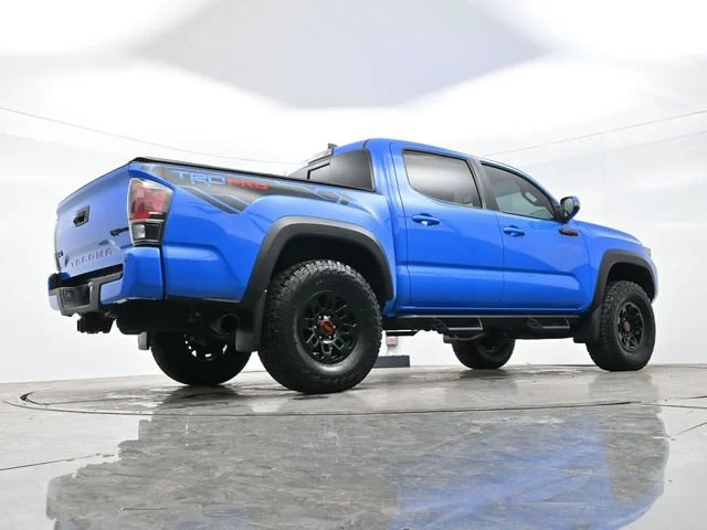Used 2019 Voodoo Blue Toyota SR image 26