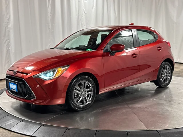 2020 Toyota Yaris XLE