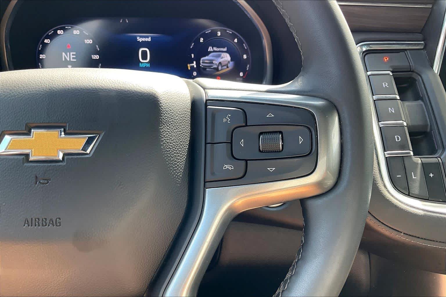 Used 2024 Summit White Chevrolet LT image 19