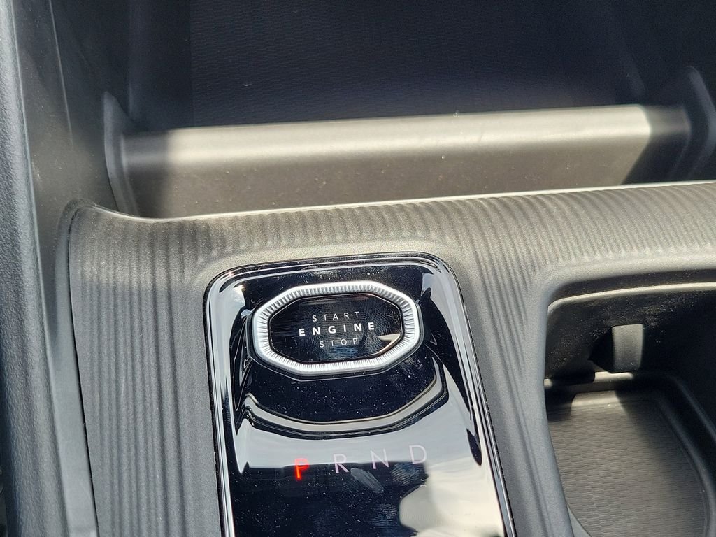 New 2026 Sting-Gray Clearcoat Jeep Laredo image 30