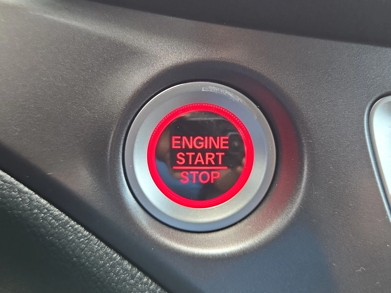 Used 2021 Silver Honda EX-L image 37