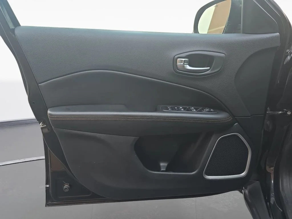 Used 2020 Black Jeep Limited image 26