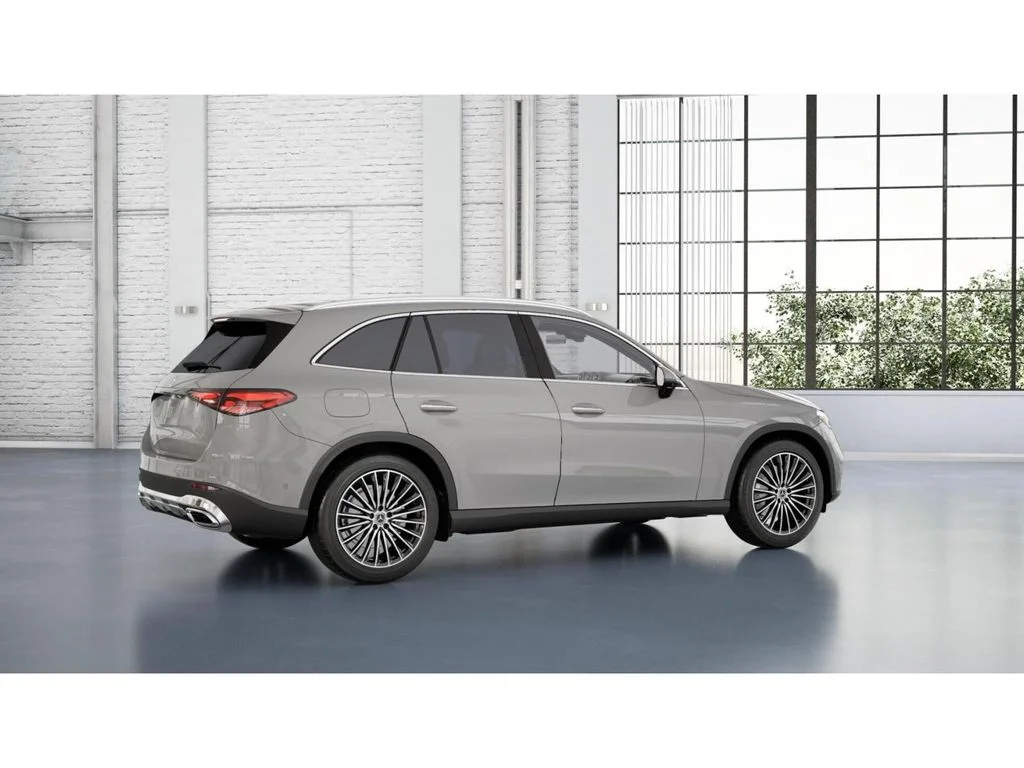 New 2027 White Mercedes-Benz GLC 300 image 51