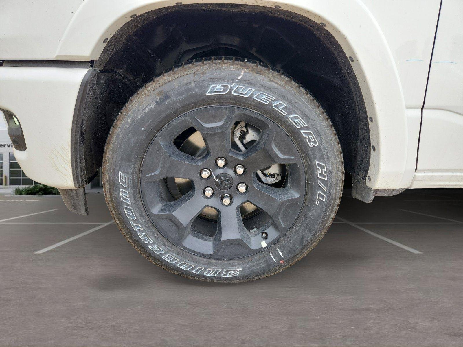 New 2026 Bright White Clear-Coat Exterior Paint RAM Lone Star image 10