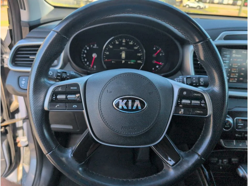 Used 2020 SILVER Kia 4d SUV FWD SX image 22