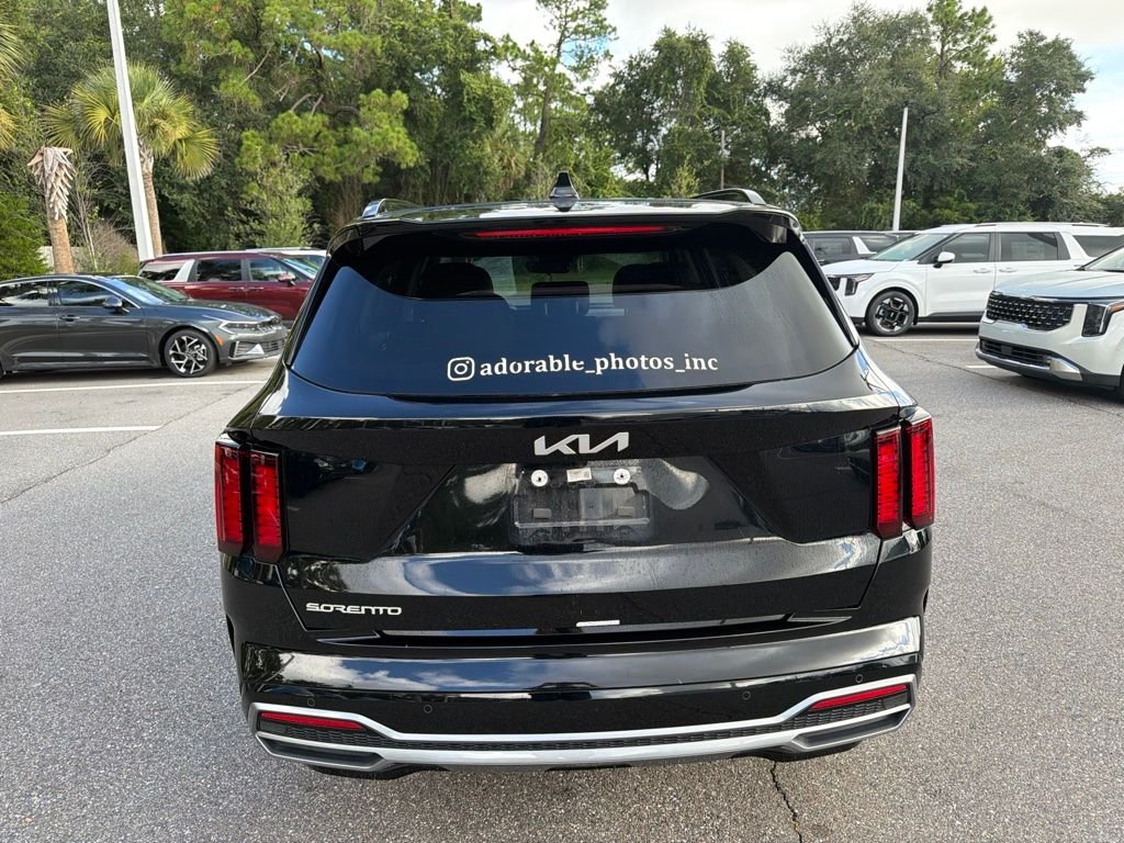 Certified Used 2023 Ebony Black Kia S image 6