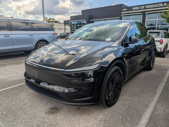 2026 Tesla Model Y 