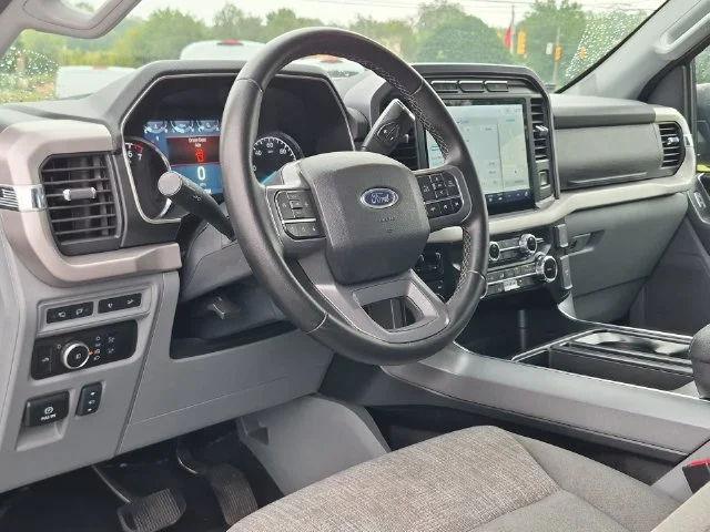 Used 2023 Blue Ford XLT image 20