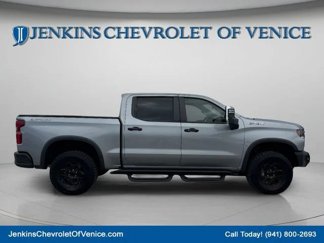 Used 2024 Sterling Gray Metallic Chevrolet ZR2 image 3