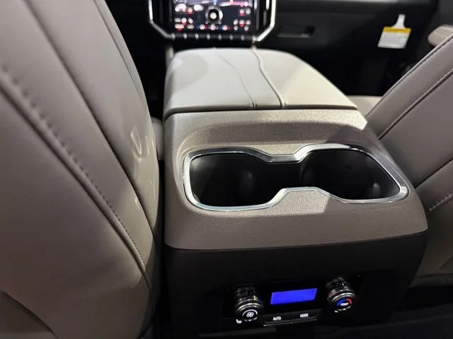 2026 GMC Acadia Elevation - Photo 26