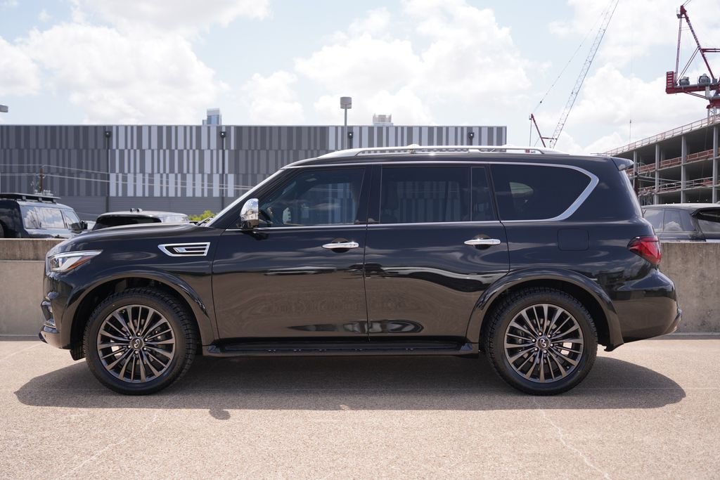 Used 2024 Black INFINITI Sensory image 5