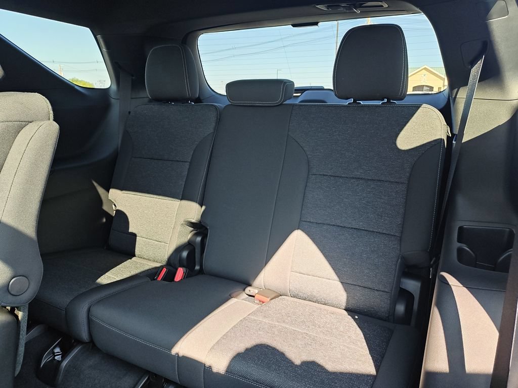 2026 Chevrolet Traverse LT - Photo 25