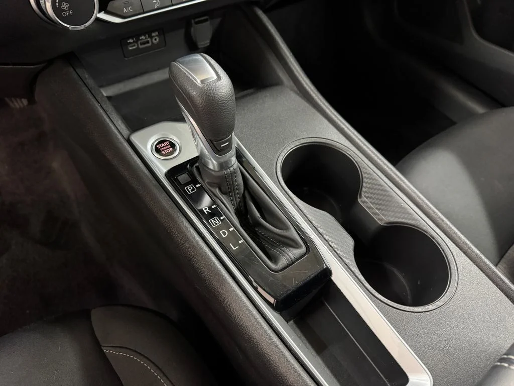 Used 2025 Black Nissan 2.5 SV image 22