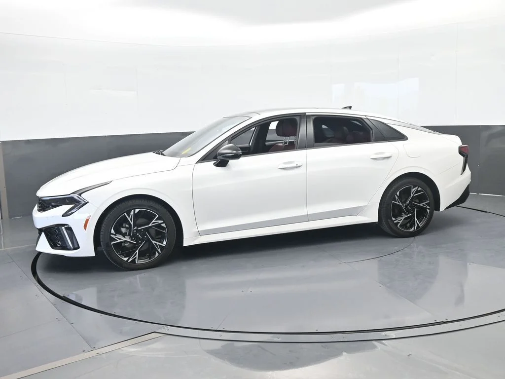 2025 Kia Optima GT-Line FWD's photo