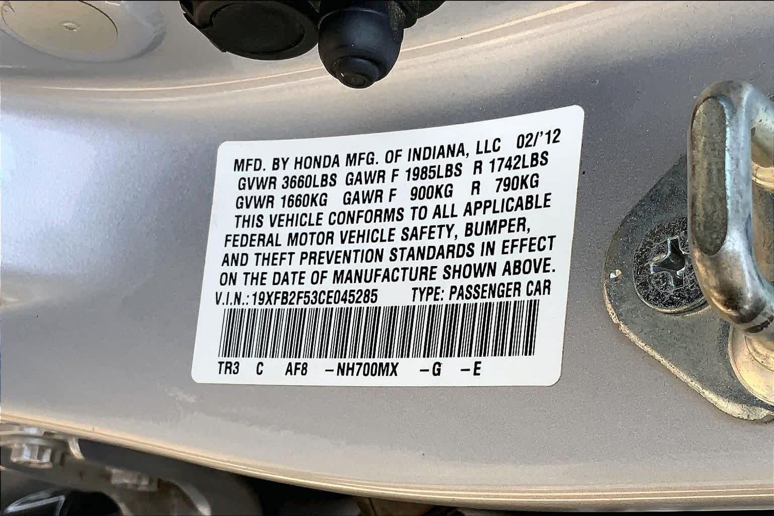 Used 2012 Alabaster Silver Metallic Honda LX image 32