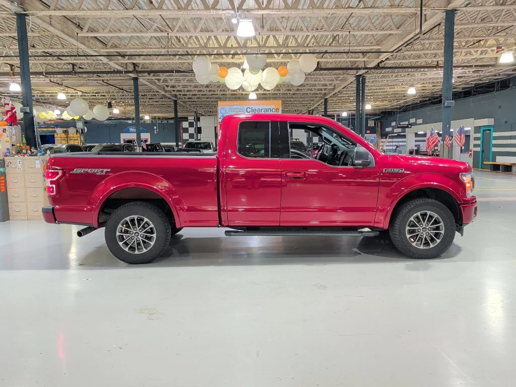 Used 2018 Ruby Red Metallic Ford XLT image 8