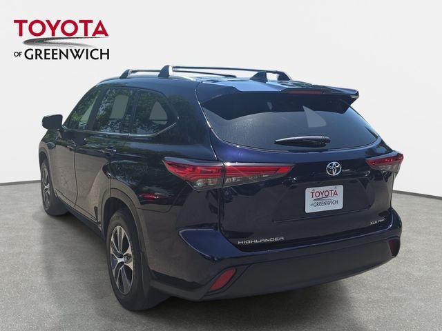 Used 2023  Toyota XLE image 6
