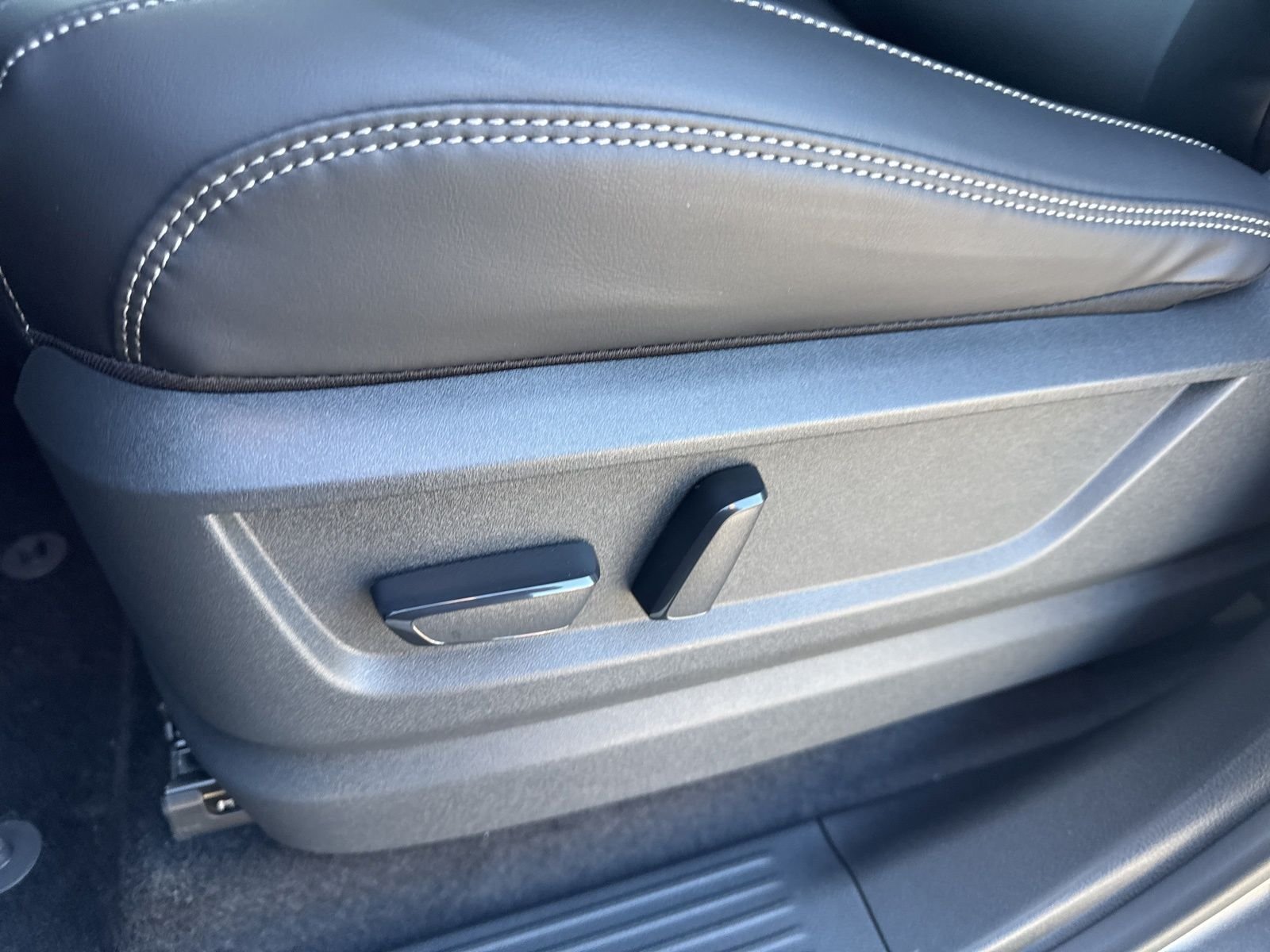 New 2026 Nissan Armada SV 4D Sport Utility