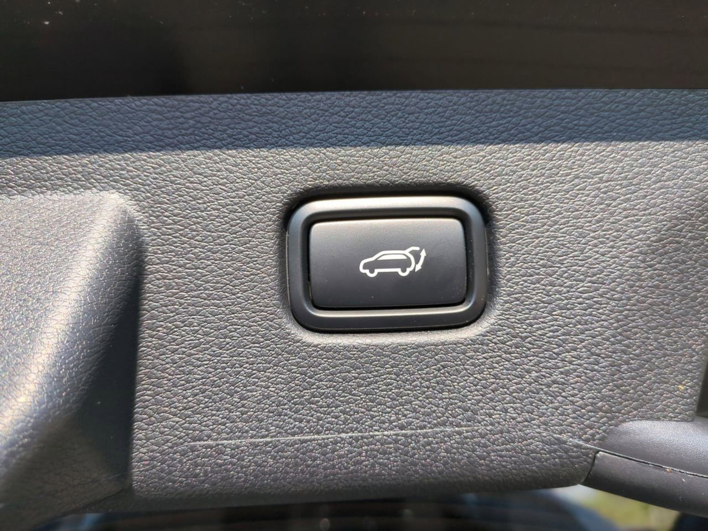 New 2026 Ebony Black Kia EX image 15