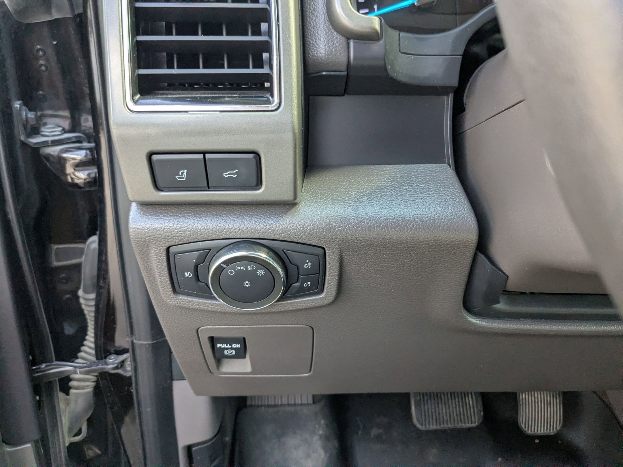 Used 2021 Brown Metallic Ford XLT image 20