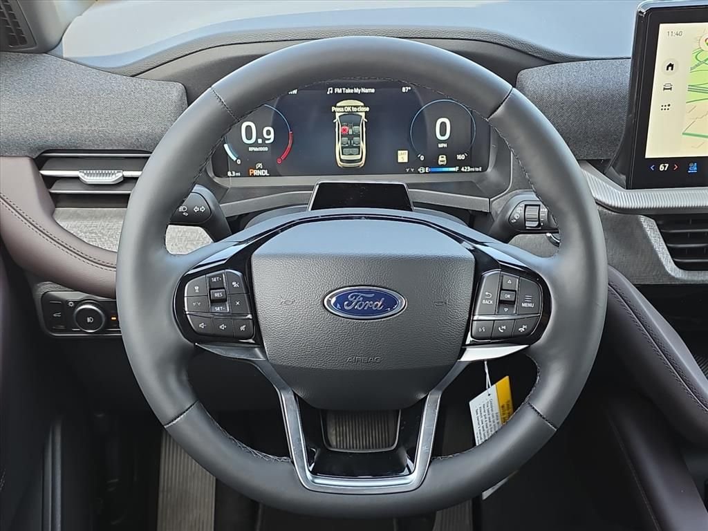 New 2027 Avalanche Gray Ford Platinum™ image 15