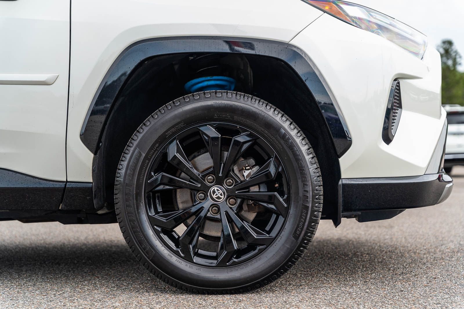 2022 Toyota RAV4 SE - Photo 9