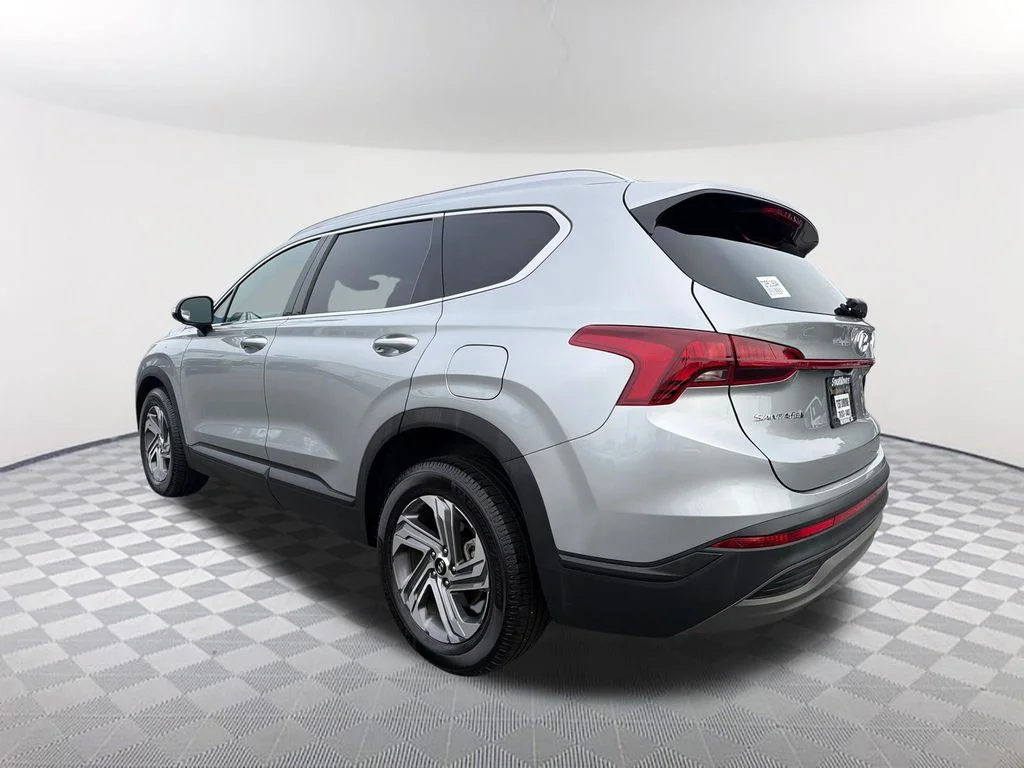 Used 2023 Silver Hyundai SEL image 7