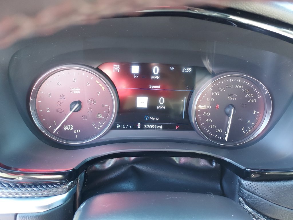 Used 2023 Black Cadillac Sport image 21