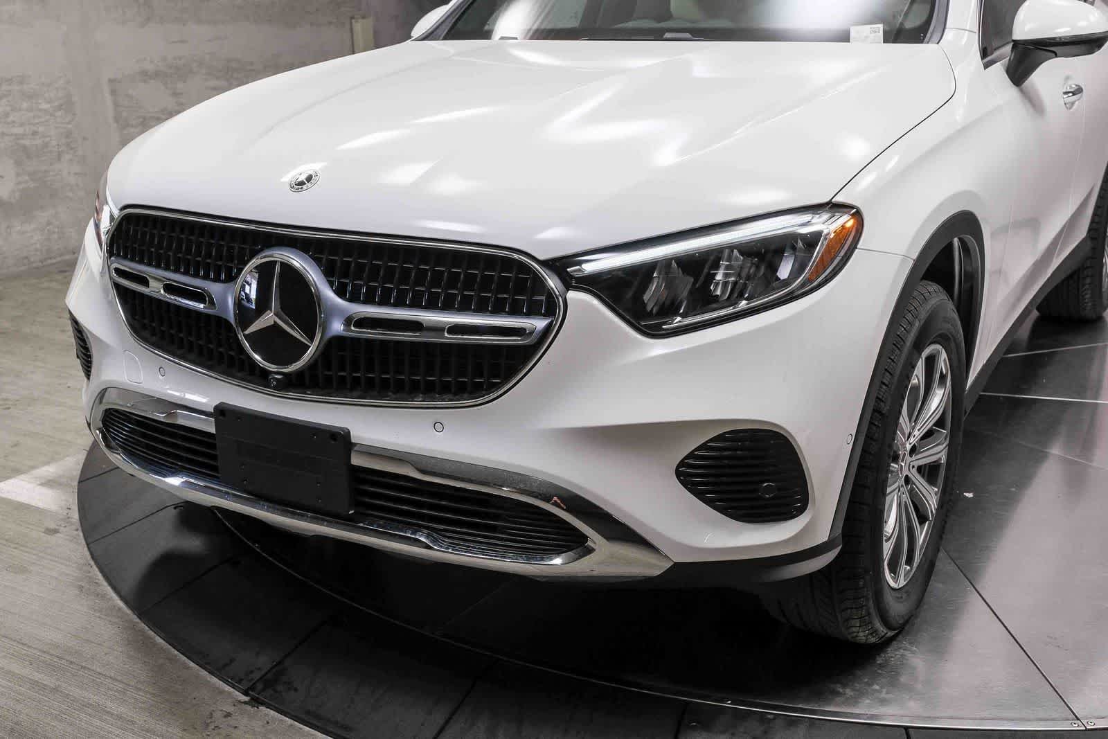 New 2026 Polar White Mercedes-Benz GLC 300 image 52