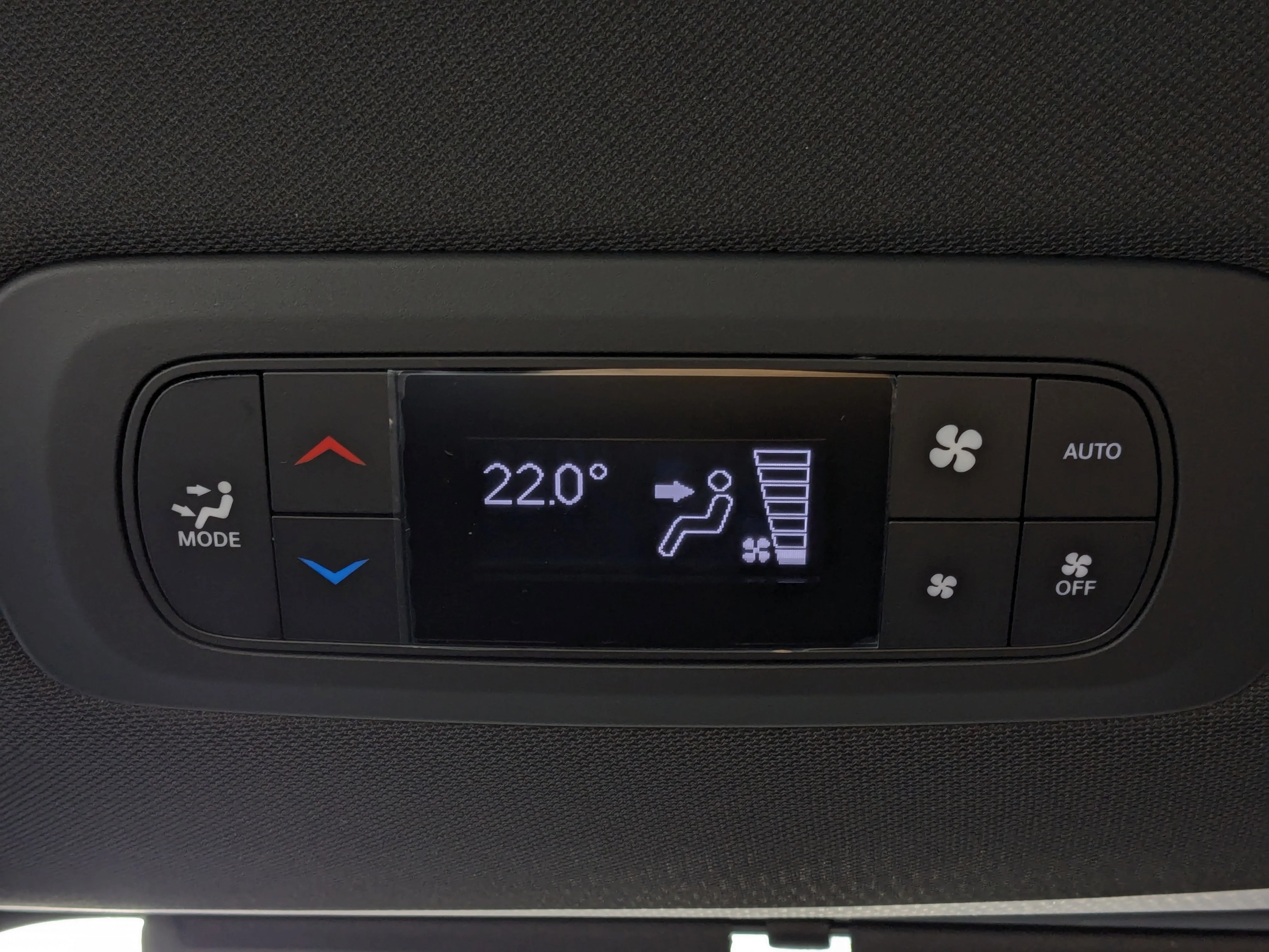 New 2026 Silver Chrysler SXT - Power Liftgate - Power Sliding Doors - Leather - Remote Starter & Tons More! image 27