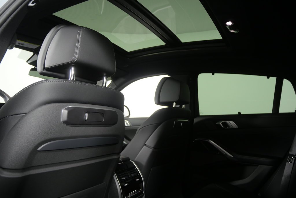 Certified Used 2026 Gray Metallic BMW M60i image 19