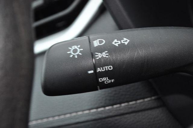 Certified Used 2025 SILVER SKY METALLIC Toyota  image 32