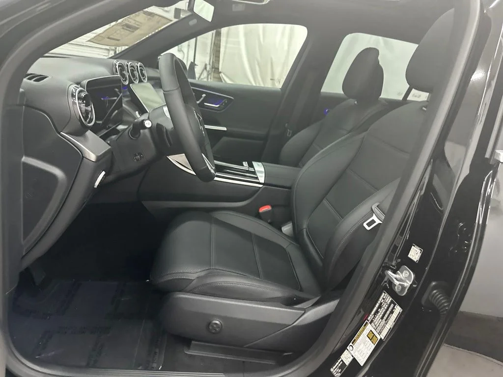 New 2026 Black Mercedes-Benz GLC 300 image 20