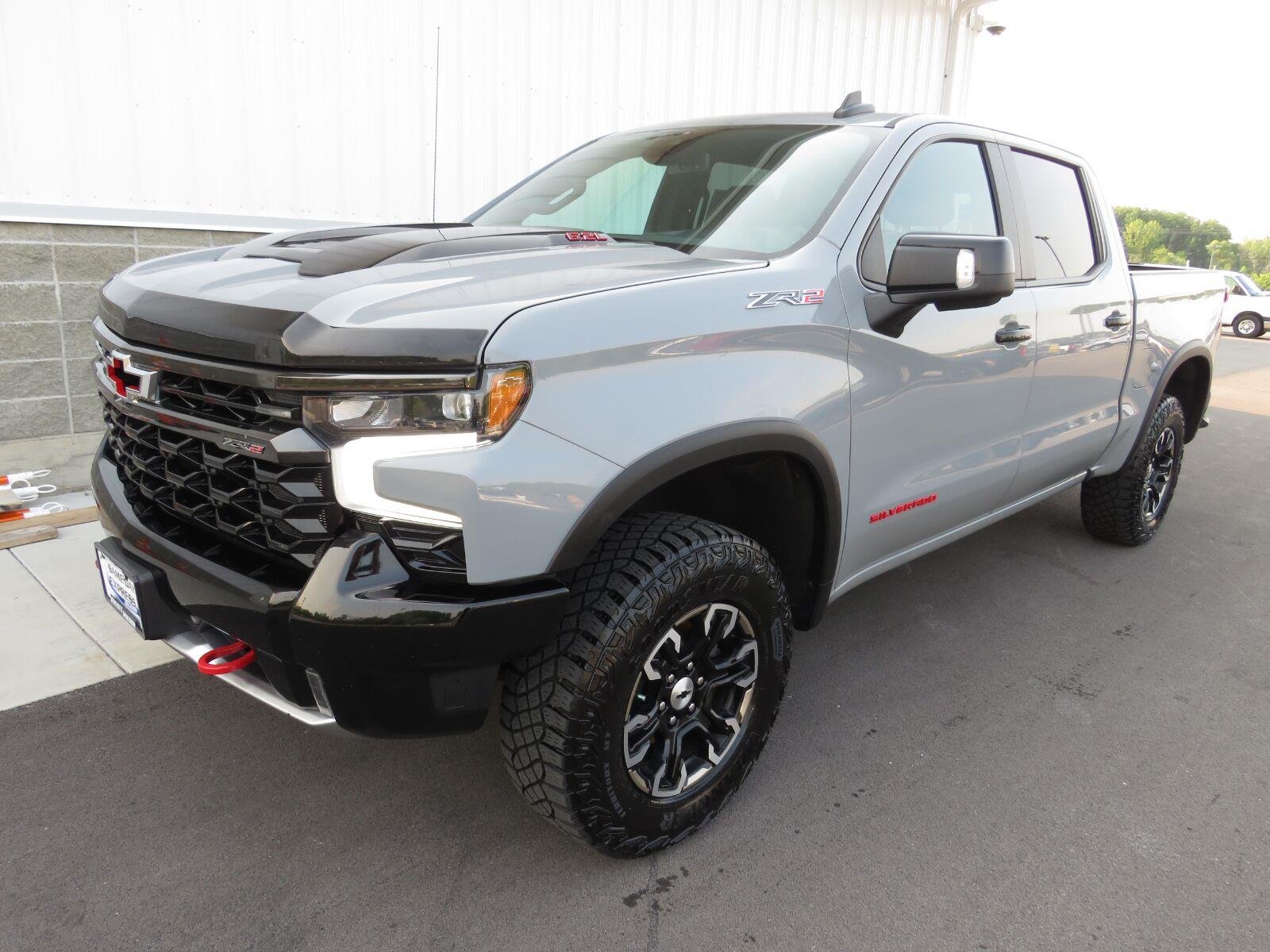 Used 2024 Slate Gray Metallic Chevrolet ZR2 image 13