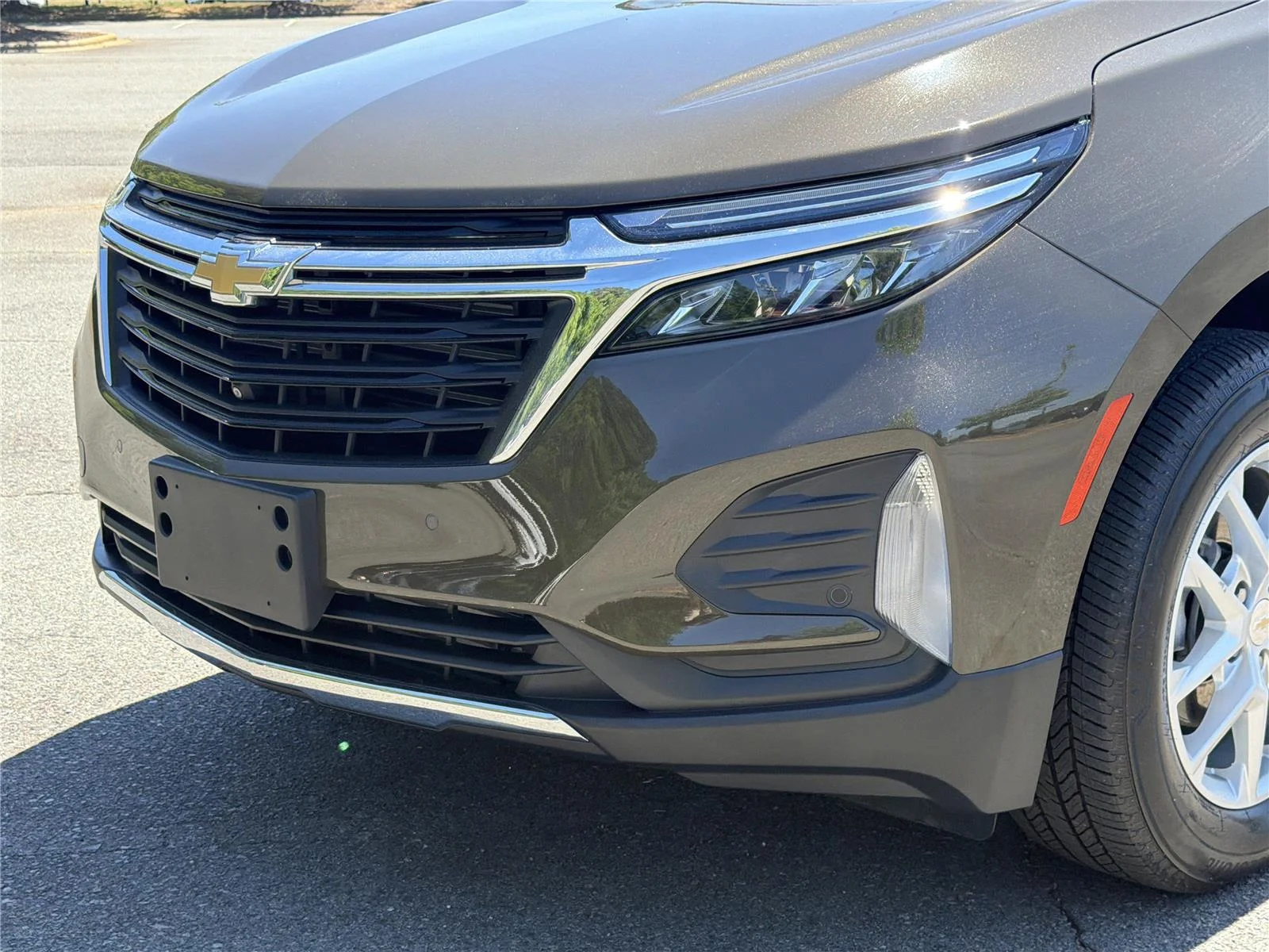 Used 2023 Harvest Bronze Metallic Chevrolet LT image 35