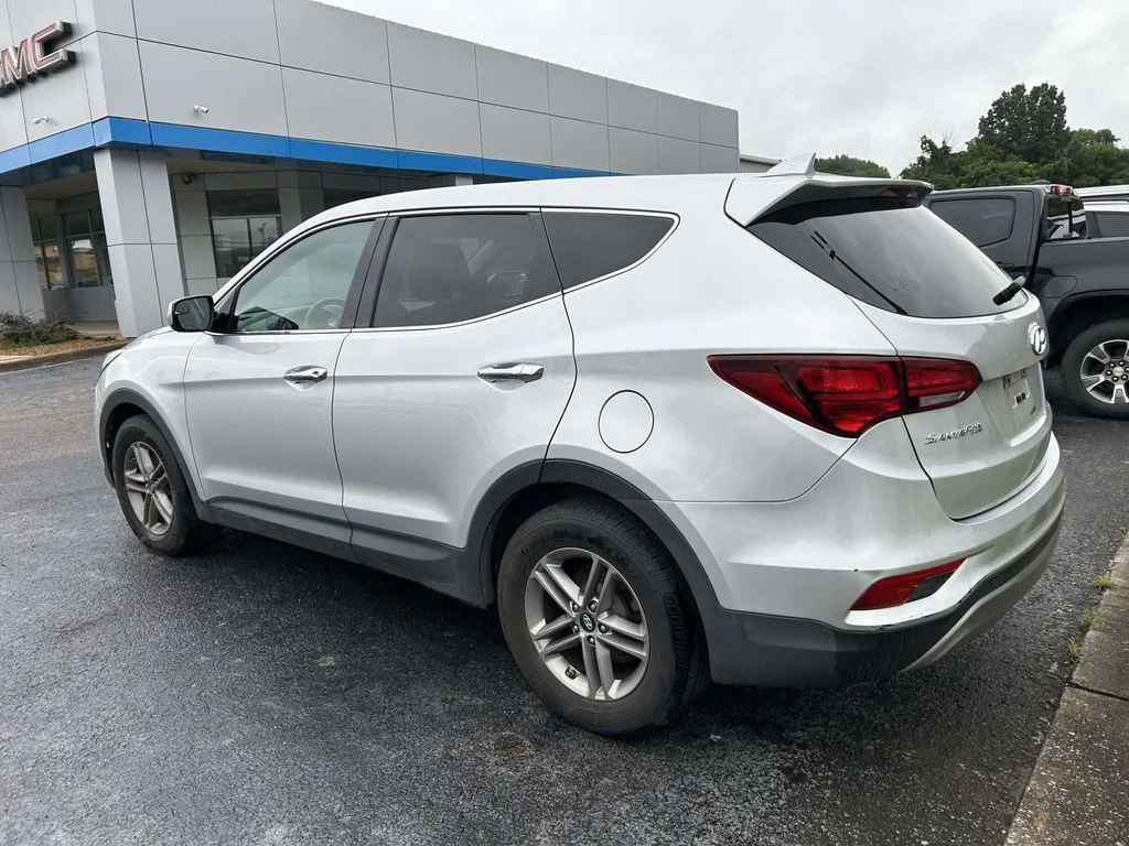 Used 2017 Silver Hyundai 2.4 Base image 5