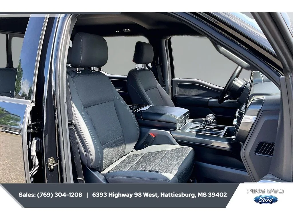 Used 2022 Agate Black Metallic Ford XLT image 6