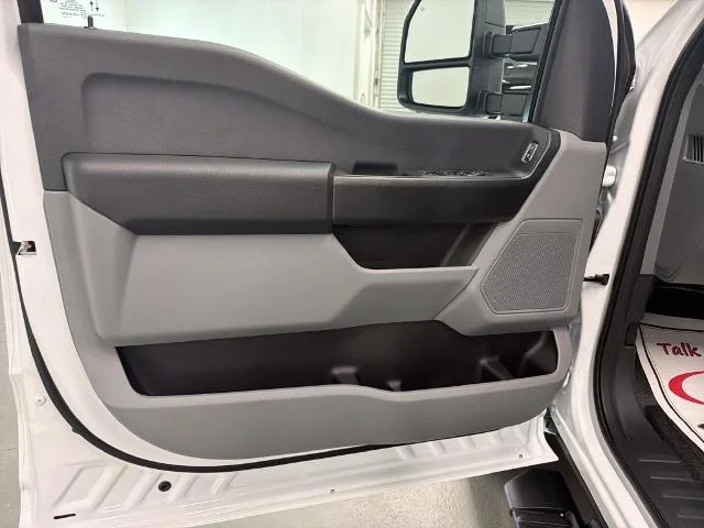 New 2027 Oxford White Ford F-350® XL image 29