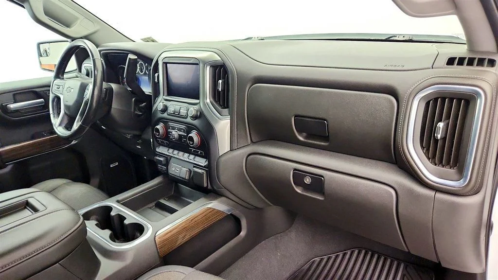 Used 2019 Summit White Chevrolet 4WD Crew Cab 147