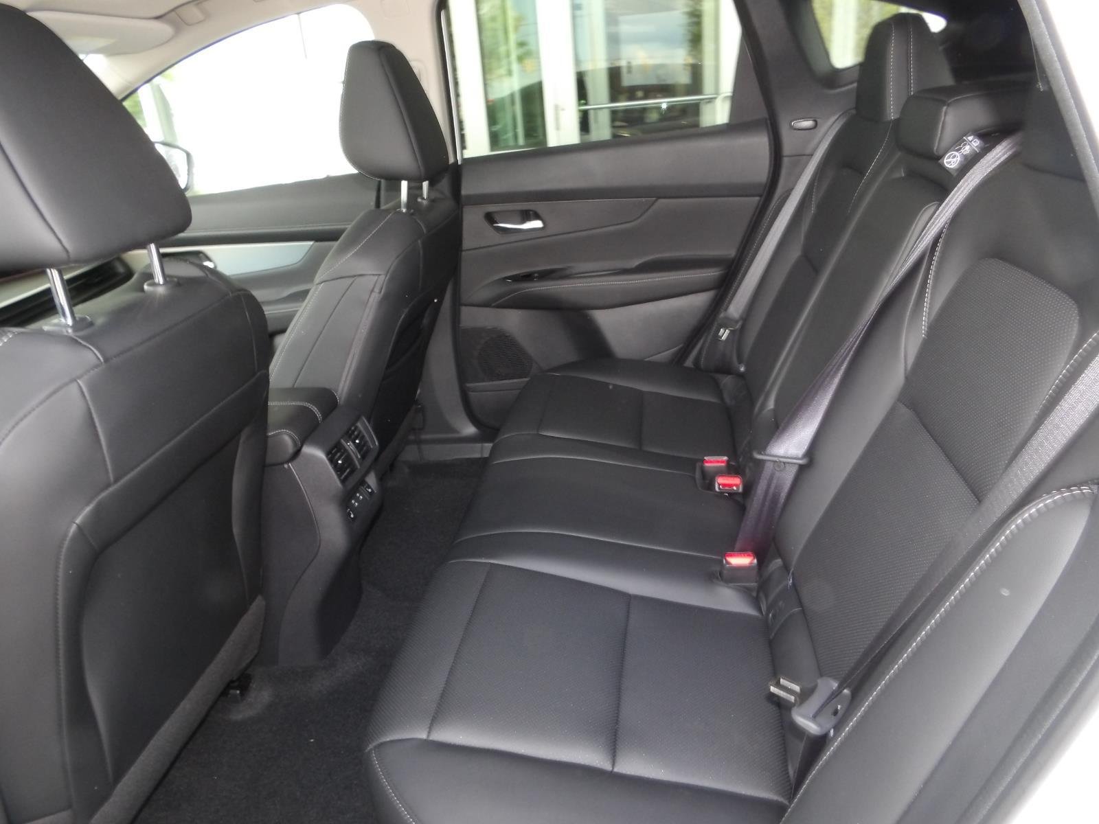 2026 Nissan Murano SL - Photo 16